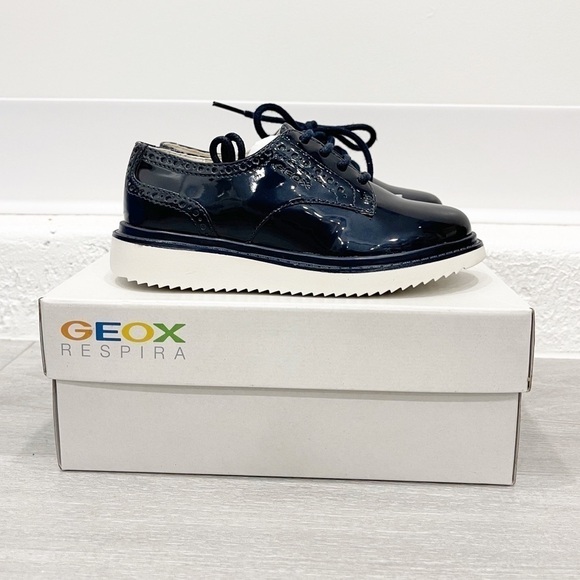 Geox Respira Thymar Navy Lace-Up Sneaker Patent 28 - Picture 1 of 7